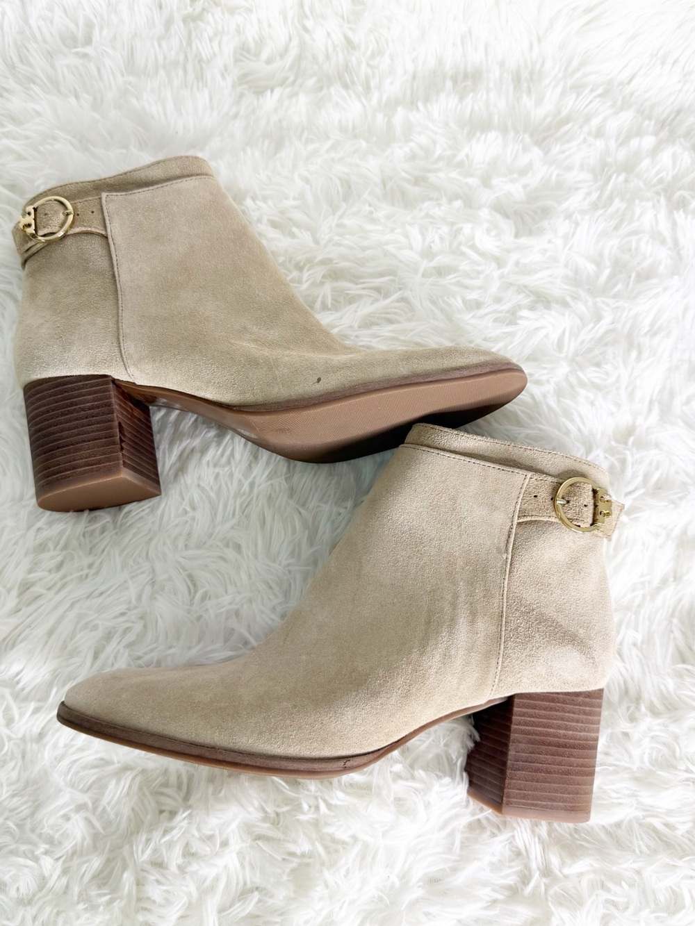 Tory Burch Suede Ankle Boots Size 8M Beige Gold Logo Block Heel NWT